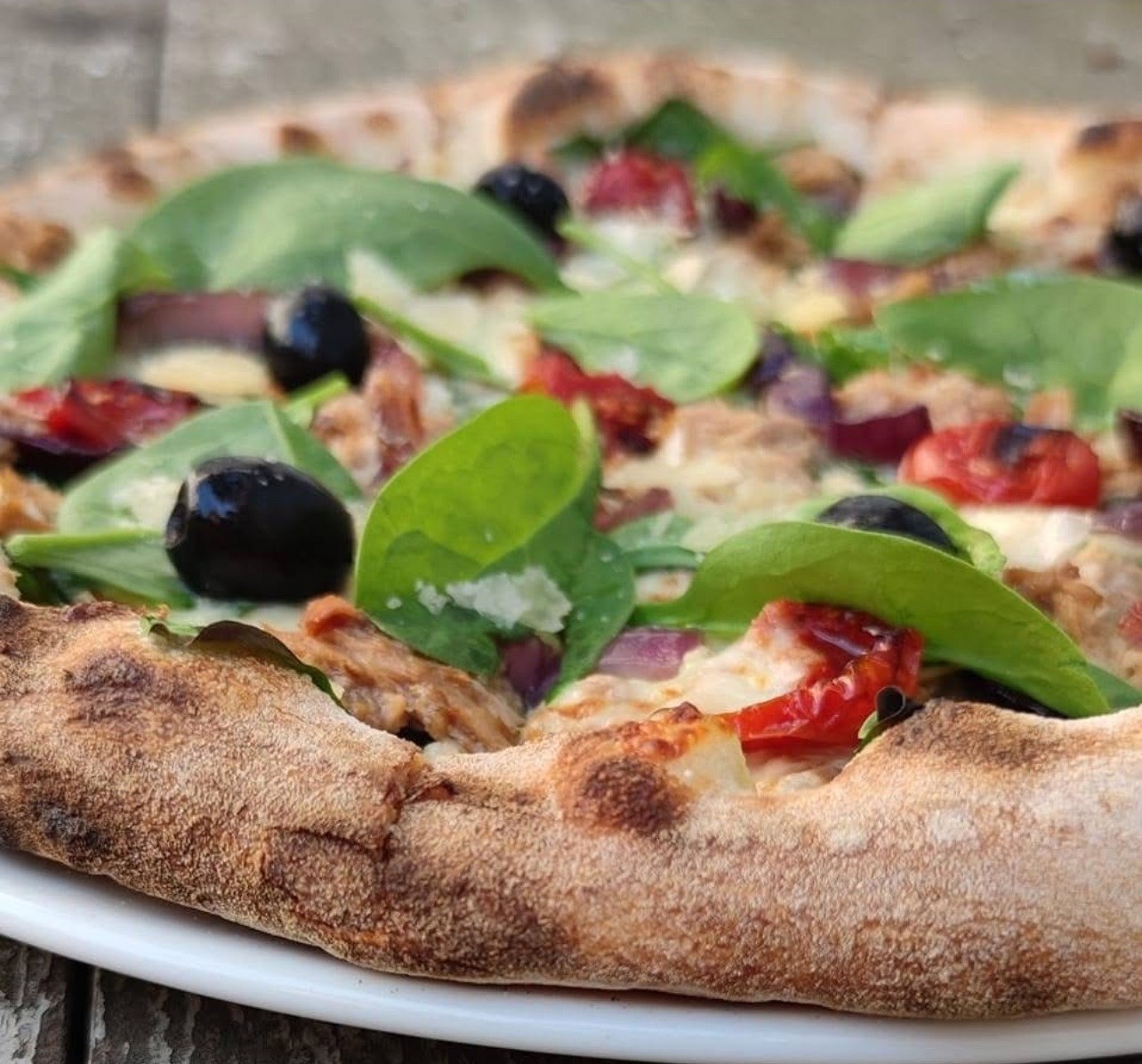 Pizza close